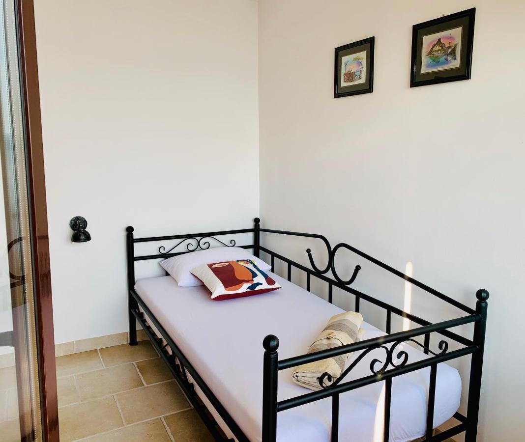 Apartment Ferias Senj  Luaran gambar