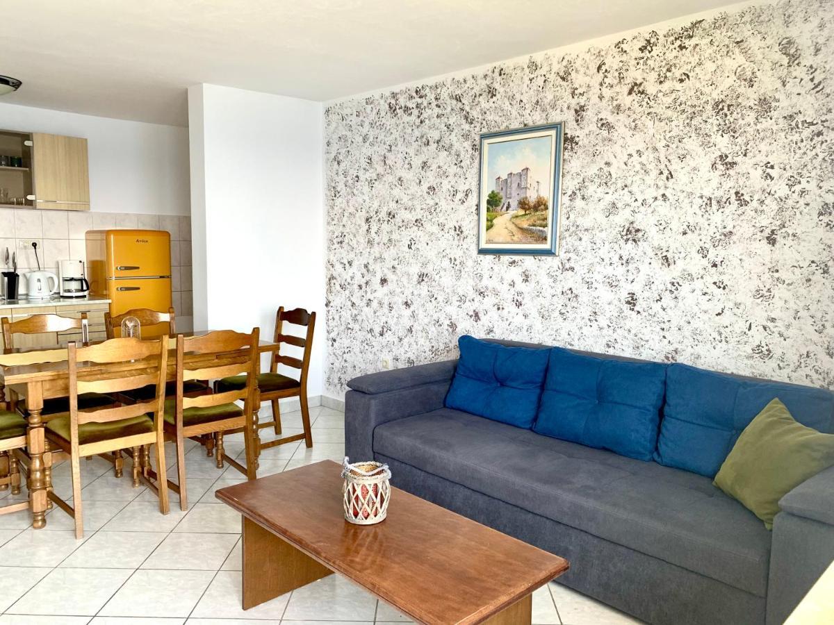 Apartment Ferias Senj  Luaran gambar